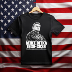 Mike Ditka Legendary Bears Coach Memorial T-Shirt